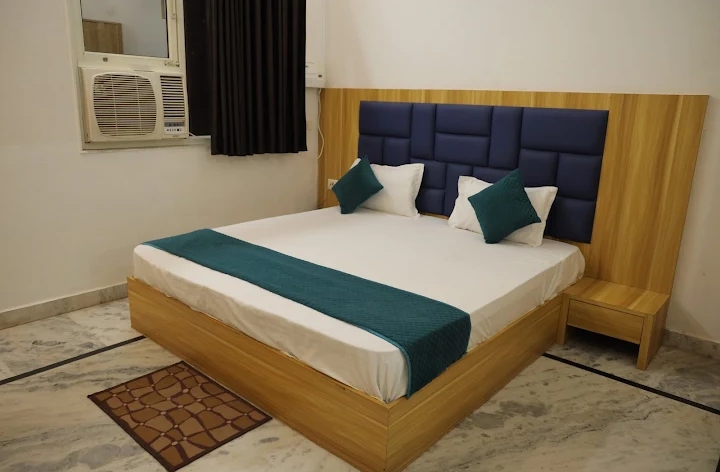 Chandra garden hotel